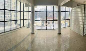 Imagem: Prédio com 3 niveis e com 11 salas para