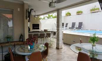 Imagem 1: Casa em Condomínio de 4 dormitórios à Venda em Alphaville