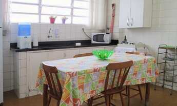 Imagem 4: O apartamento possui 132 metros quadrados com 3 dormitórios com armários embutidos, sala c