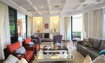 Imagem 2: O apartamento possui 675 metros quadrados com 5 amplas suítes e 5 vagas de garagem