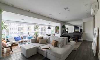 Imagem 2: APARTAMENTO À VENDA NA VILA MARIANA COM 136 METROS QUADRADOS - 3 SUÍTES - 3 VAGAS DE GARAG