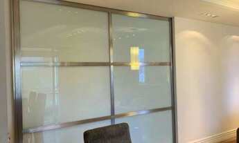 Imagem 6: O apartamento possui 125 metros quadrados com 3 dormitórios com armários sendo 2 suítes, s