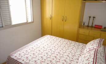 Imagem 5: Apartamento com 50 metros quadrados, 2 dormitórios com armários, banheiro social, cozinha