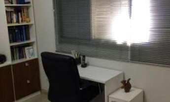 Imagem 6: Apartamento de 94m² todo reformado com sala ampla, 3 dormitórios repletos de armários send