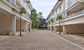 Imagem 1: Apenas 14 casas em condomínio fechado com segurança 24 horas. Rua tranquila e Arborizada