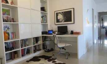 Imagem 4: O apartamento possui 140 metros quadrados com 3 dormitórios 3 suite e 2 vagas de garagem!