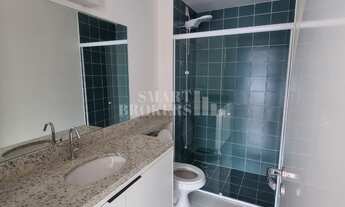 Imagem 5: Apartamento semi mobiliado reformado para locação, armários na cozinha e quarto com 42 met