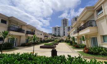 Imagem 1: CASA EM CONDOMÍNIO FECHADO COM 4 DORMITÓRIOS SENDO 3 SUÍTES EM CONDOMÍNIO FECHADO À VENDA