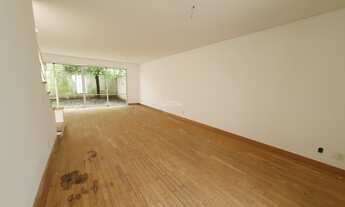 Imagem 7: CASA EM CONDOMÍNIO FECHADO COM 4 DORMITÓRIOS SENDO 3 SUÍTES EM CONDOMÍNIO FECHADO À VENDA