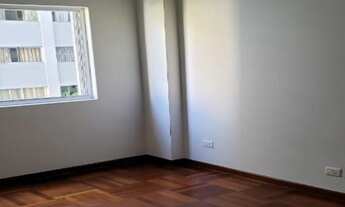 Imagem 4: O apartamento possui 100 metros quadrados com 3 dormitórios 1 suíte e 1 vaga de garagem