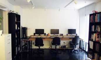 Imagem 2: SALA COMERCIAL À VENDA COM 41 METROS, COPA E 1 VAGA - MOEMA - SÃO PAULO/SP