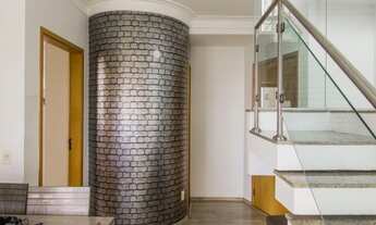 Imagem 2: Apartamento TriplexApartamento com 143 metros, 5 vagas de garagem demarcadas mais depósito