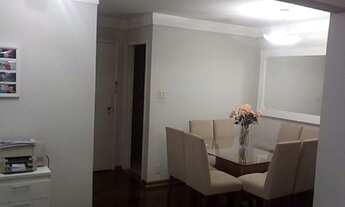 Imagem 2: O apartamento possui 100 metros quadrados com 3 amplos dormitórios, móveis fixos e planeja