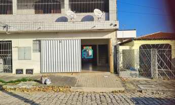 Imagem: 3 dormitórios, 1 suítes, 2 banheiro, 2