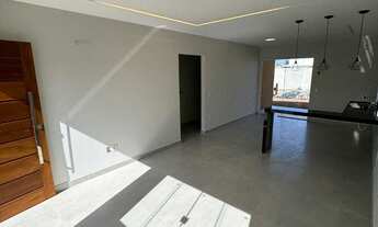 Imagem 5: Exclusividade LM - Exuberante Casa Linear com 03 quartos (01 suíte), área gourmet, amplo q