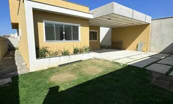 Imagem 2: Exclusividade LM - Exuberante Casa Linear com 03 quartos (01 suíte), área gourmet, amplo q