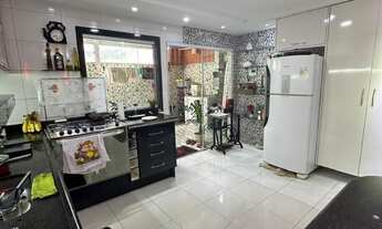 Imagem 6: Casa triplex com 3 quartos, 1 suíte e área gourmet em Guarapari-ES, Elza Nader - 180m². Im