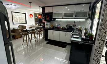 Imagem 5: Casa triplex com 3 quartos, 1 suíte e área gourmet em Guarapari-ES, Elza Nader - 180m². Im