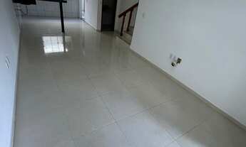 Imagem 7: Casa à venda em Guarapari-ES: Duplex no bairro Santa Mônica com 2 suítes, 2 salas e área g