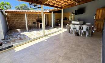 Imagem 2: Casa à venda em Guarapari-ES: Oportunidade única em Santa Mônica - 3 quartos, suíte, 2 sal