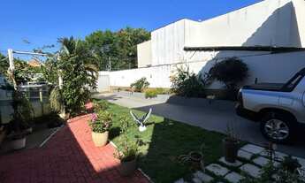 Imagem 2: Imperdível oportunidade de adquirir casa duplex na Praia do Morro, Guarapari-ES, com 3 qua