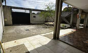 Imagem 3: Casa Duplex com Amplo Quintal no Santa Mônica - 4 Quartos, 1 Suíte, 3 Salas, 3 Banheiros