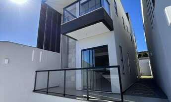 Imagem 2: Maravilhosa Casa Duplex à Venda em Guarapari-ES, Bairro Perocão: 3 Quartos, 3 Suítes, 2 Sa