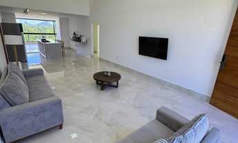 Imagem 3: Casa de alto padrão em Guarapari-ES, bairro Perocão: 3 quartos, 1 suíte, 2 salas, 2 banhei