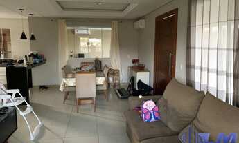 Imagem 6: Casa à Venda em Guarapari-ES: Excelente Residência de 3 Quartos com Suíte, Piscina e Churr