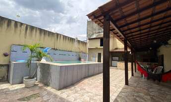 Imagem: 3 dormitórios, 1 suítes, 2 banheiro, 2