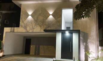 Imagem: CASA COM 3 DORMITÓRIOS À VENDA, 221 M²