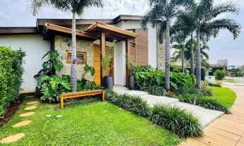 Imagem: CASA COM 3 DORMITÓRIOS À VENDA, 388 M²