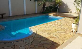 Imagem 1: Excelente residência à venda em Americana com 3 quartos sendo 2 suítes, espaço gourmet com