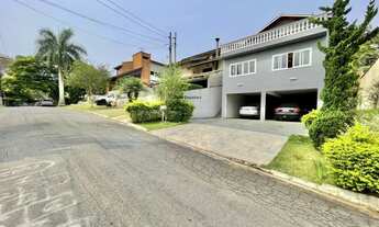 Imagem 3: 4 dormitórios, 2 suíte, 3 banheiro, 5 vagas na garagem