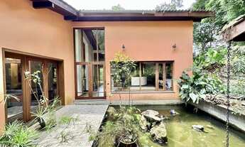 Imagem: 4 dormitórios, 1 suítes, 5 banheiro, 4