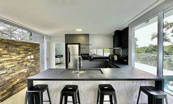 Imagem 6: 4 dormitórios, 4 suíte, 5 banheiro, 8 vagas na garagem