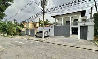 Imagem: 4 dormitórios, 4 suíte, 8 banheiro, 8