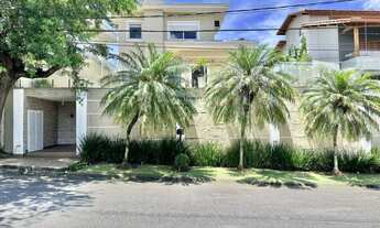 Imagem 6: 4 dormitórios, 2 suíte, 2 banheiro, 3 vagas na garagem