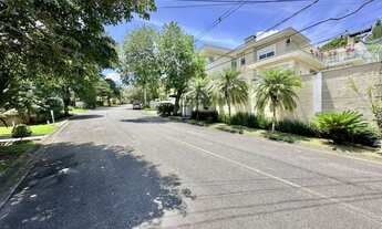 Imagem 4: 4 dormitórios, 2 suíte, 2 banheiro, 3 vagas na garagem