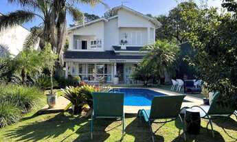 Imagem: 4 dormitórios, 4 suíte, 5 banheiro, 5