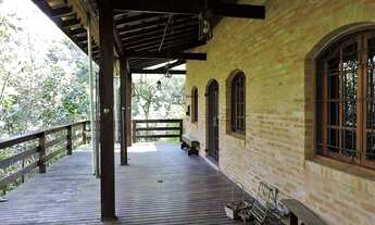 Imagem: 3 dormitórios, 1 suítes, 2 banheiro, 6