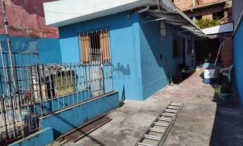 Imagem: 2 dormitórios, 1 banheiros, 1 vaga na garagem