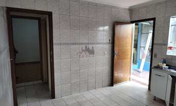 Imagem 4: 2 dormitórios, 1 banheiros, 1 vaga na garagem, 140M² de Área Construída