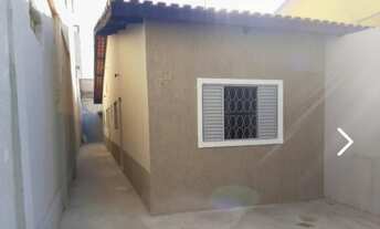 Imagem 1: Casa no Novo Horizonte com 2 dorms