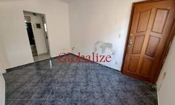 Imagem 2: Apartamento a venda com 76m², 2 quartos, 1 banheiro por R$370.000,00 no Embaré em Santos