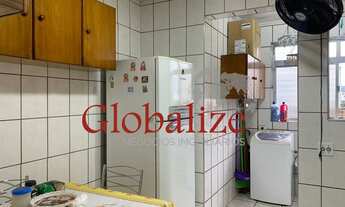 Imagem 3: Apartamento de 2 dormitórios com 1 vaga de garagem no bairro da Vila Mathias em Santos por