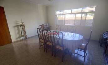 Imagem 2: Apartamento com 3 dormitórios, 1 suíte, dependência completa e 2 vagas no bairro Ponta da