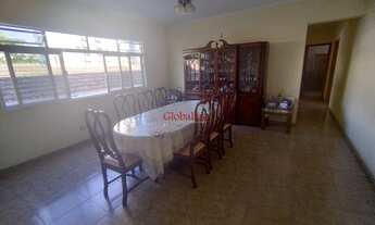 Imagem 1: Apartamento com 3 dormitórios, 1 suíte, dependência completa e 2 vagas no bairro Ponta da