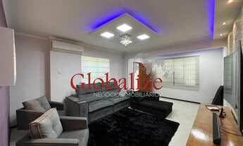 Imagem 1: Luxuoso sobrado em Santos-SP no bairro do Boqueirão com 300 m² de área construída com pisc