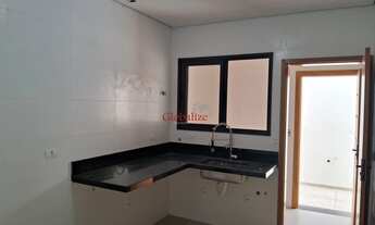 Imagem 6: Sobrado a venda no bairro da Aparecida em Santos com 2 suítes, uma vaga na garagem e quint